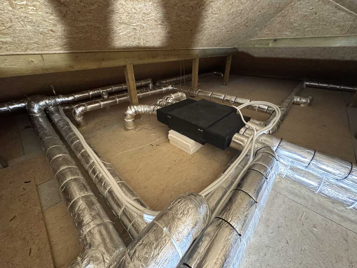 Rekuperacja - instalacja na poddaszu - realizacja Complex, Warmia i Mazury